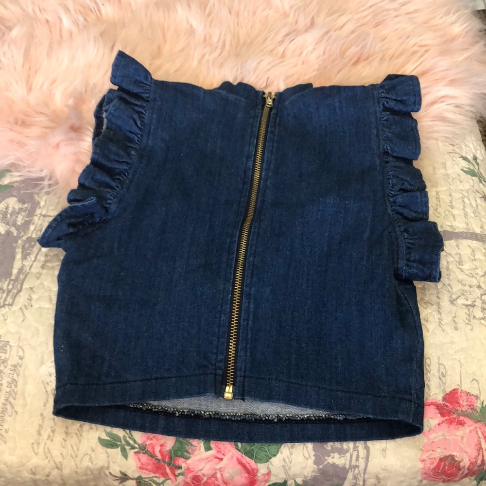 Top - Picture 2 of 2